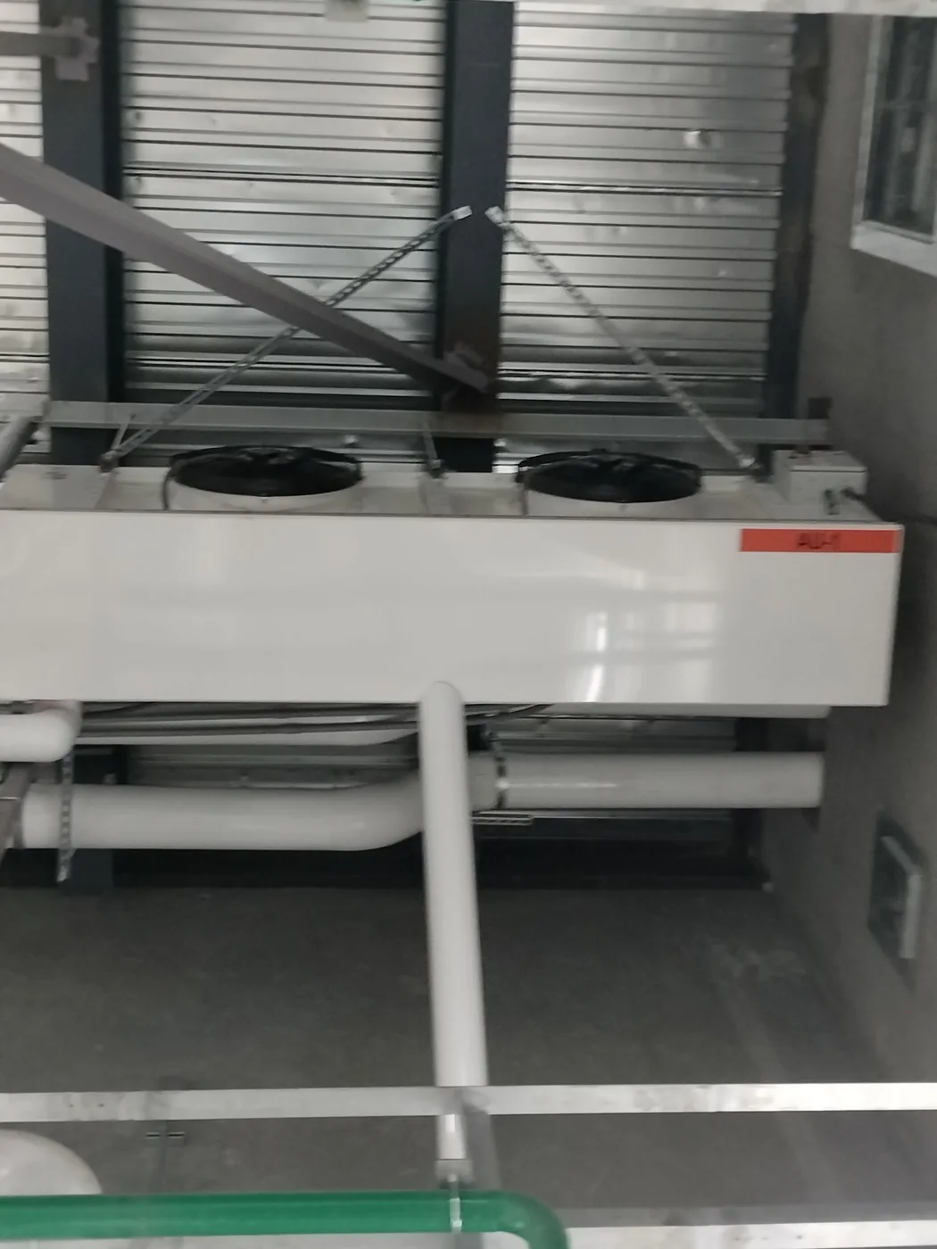Louver / wall equipment area